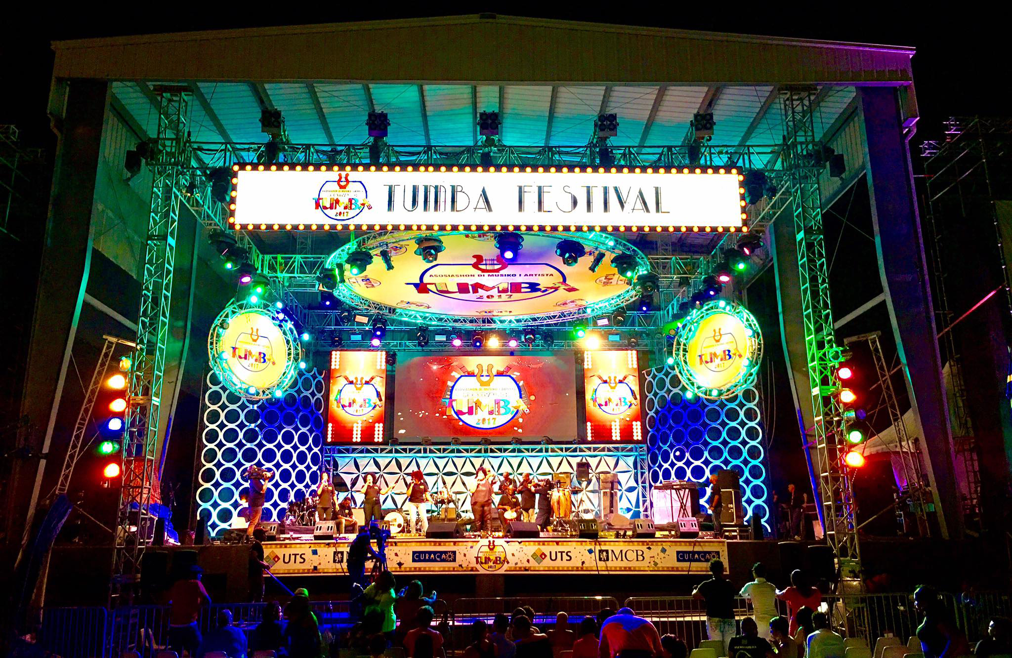 Festival di tumba Su orígen i su ambiente Kòrsou Ta Dushi Bib'é